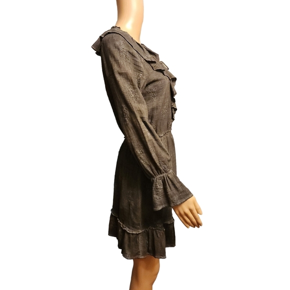 Gray Ruffle and Bell Sleeve Pheasant Boho Dress Size S - Picture 4 of 13